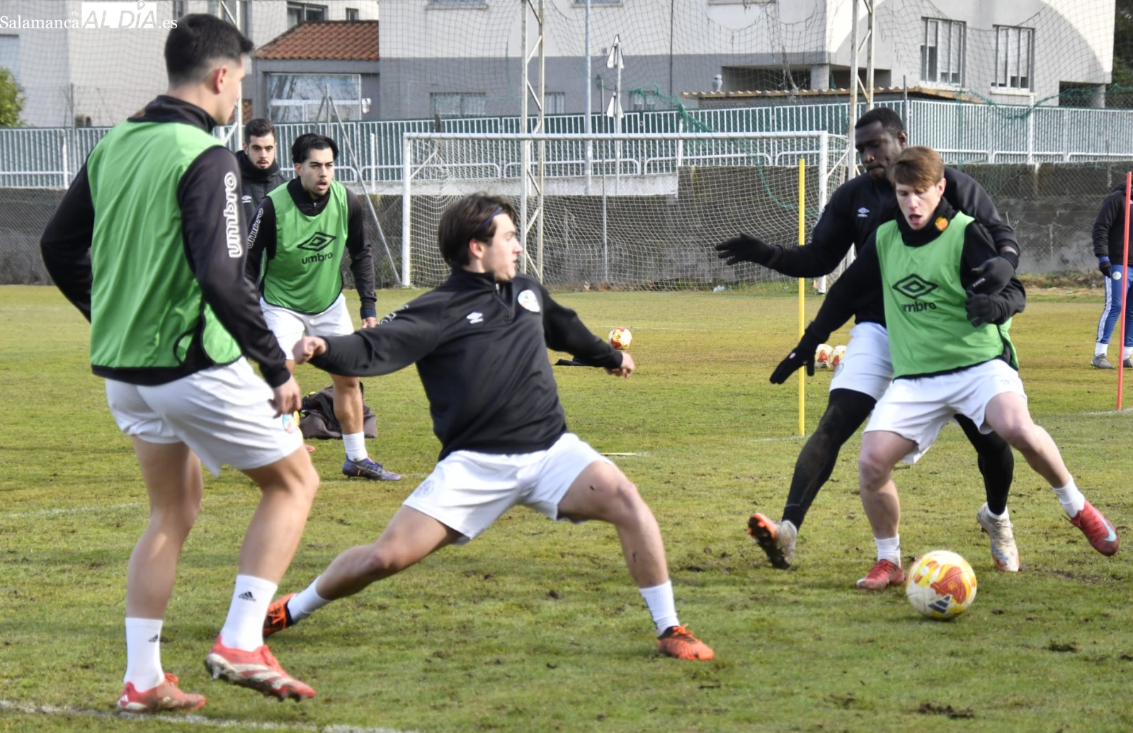 FOTOS | El Salamanca UDS intensifica su entrenamiento sin Mancebo en busca de goles para afianzar el playoff