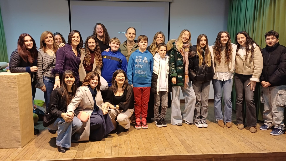 Hinojosa de Duero rinde un emotivo homenaje a la maestra Marisa García Benito