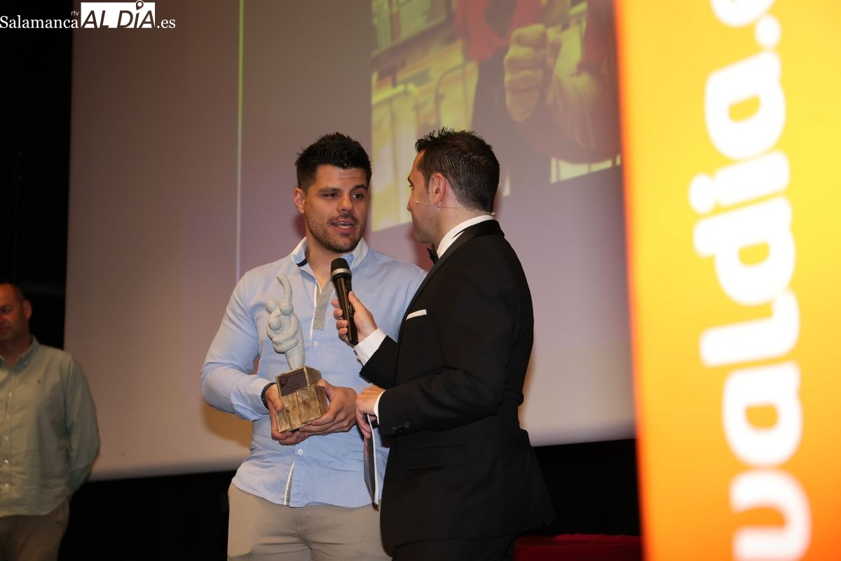 Las claves de Richard Huerta para la vuelta a la rutina tras las Navidades y perder esos kilos de más: evitar la obsesión por los excesos, un compañero...