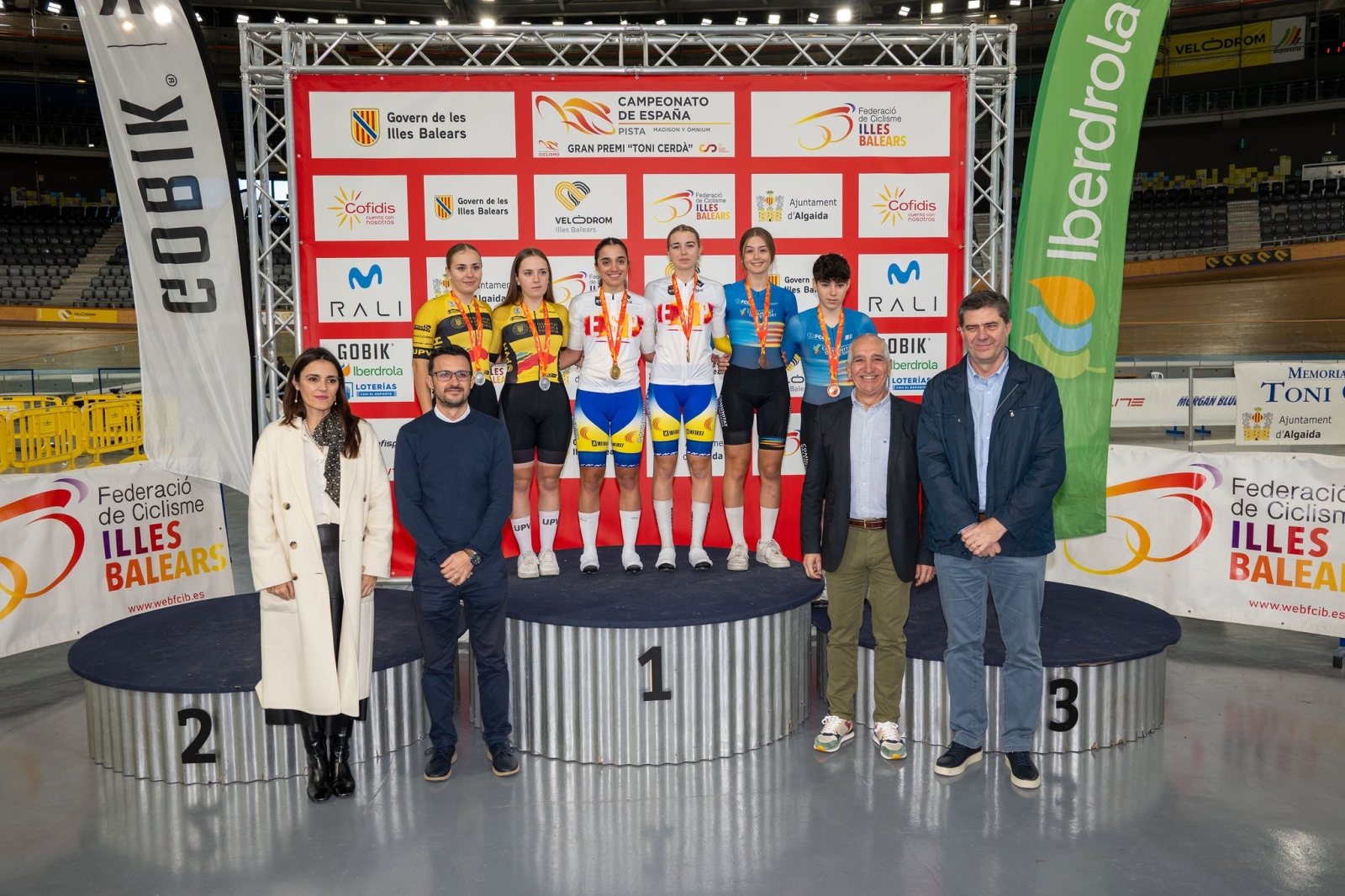 FOTOS | El Mirat Team regresa con tres oros de los Campeonatos de España
