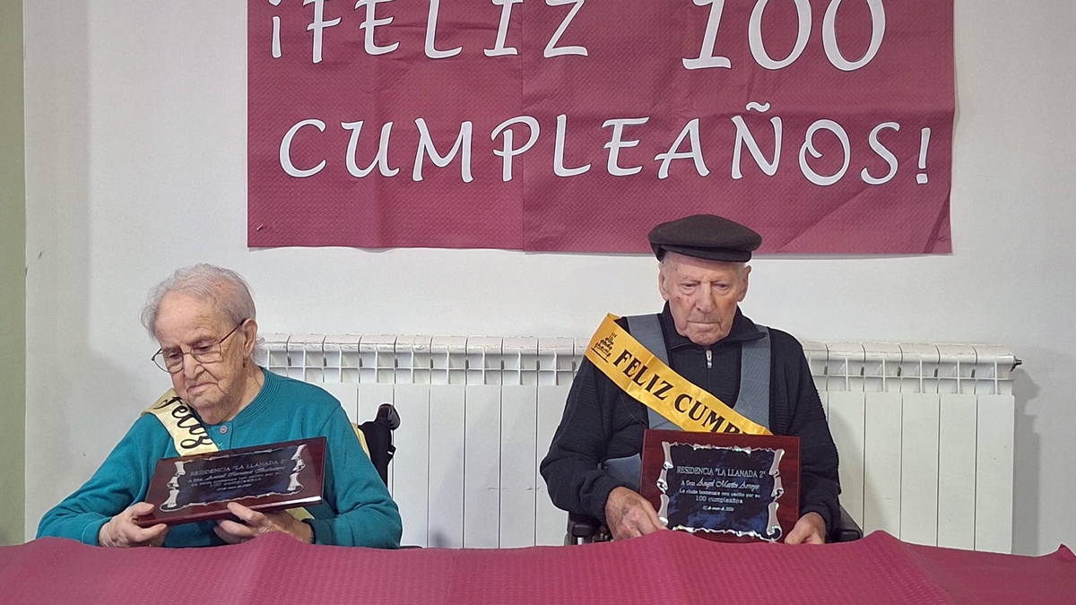 Araceli Carretero y Ángel Martín celebran su siglo de vida en la residencia La Llanada 2 de Aldeadávila