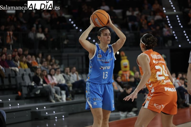 El Perfumerías Avenida debutará en la Copa de la Reina ante el Uni Girona de Roberto Íñiguez