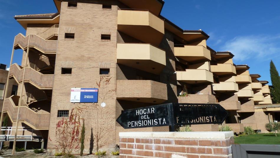 Para Satse es incoherente que la Consejería de Familia esté tramitando un nuevo decreto a la vez que recurre el de 2017. Foto de Europa Press