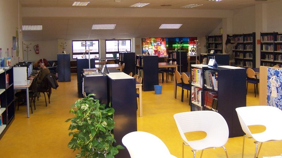 La exposición se puede visitar en el horario habitual de la biblioteca