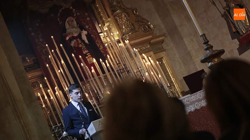 Luis Romo durante el pregón de la Semana Santa Joven (Foto: Álex López)