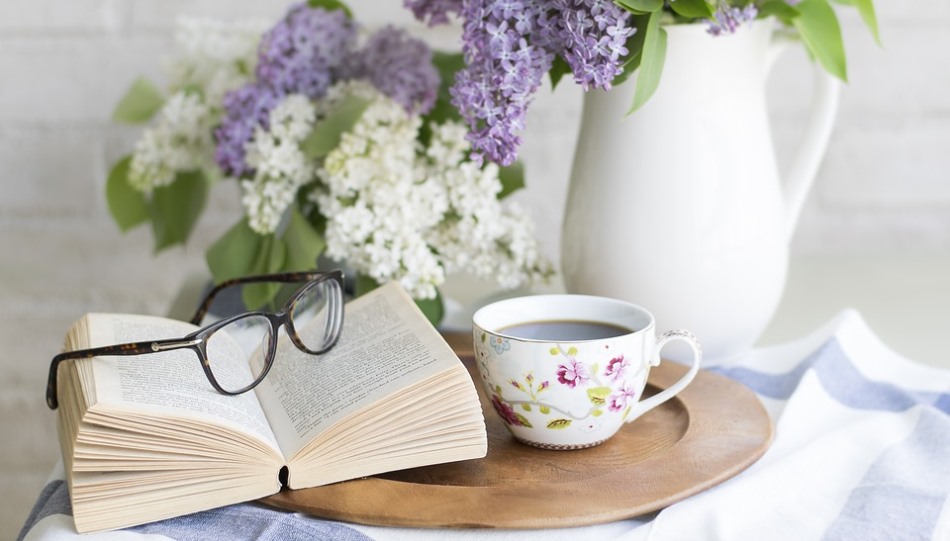 Comenté a mi amiga Yolanda algo que casi nadie sabía: que me gustaba escribir y que no encontraba tiempo para ello desde hacía tantos años que parecían siglos