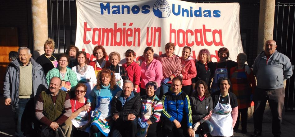 Voluntarios de la Operación Bocata de la parroquia de Santa Marta