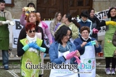 Foto 6 - Cáritas celebra el Día de de las Empleadas de Hogar al ritmo de Avicii