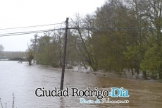 Foto 3 - Baja ligeramente el caudal del Águeda tras llegar a declararse el nivel 2 de emergencia