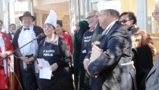 Foto 4 - Los Amigos de la Capa, invitados de honor a la matanza tradicional de Segovia 