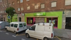 Detenido por amenazar con una navaja a empleados de un supermercado