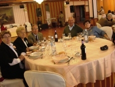 Los Amigos de la Capa, invitados de honor a la matanza tradicional de Segovia 