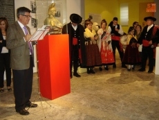 Alejo Riñones alcalde de Béjar en la inauguración/FOTO: Ana Vicente