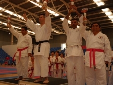 Karatecas mirobrigenses en el podio