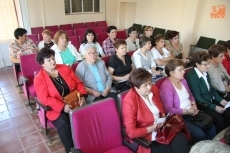 Foto 6 - La asociación de Mujeres homenajea a José Luis San Pedro y a Machado en su ‘Día el libro’