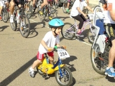 Foto 5 - Cerca de 700 personas celebran la Fiesta de la Bicicleta en Carbajosa
