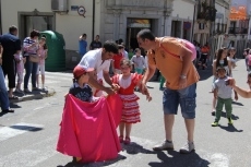 Foto 4 - Los carretones ponen la nota infantil a la Feria de Abril vitigudinense