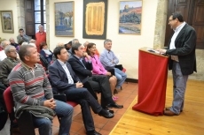 Foto 5 - Valeriano Gómez pide el voto para el PSOE para dar un “giro” a la política económica