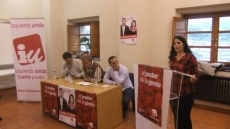 Foto 5 - Izquierda Unida escucha las propuestas en su encuentro con simpatizantes