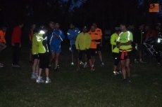 Foto 4 - Más de una treintena de personas participa en la ruta de la Luna Lunera