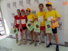 Diego Gonz&aacute;lez y Ruth G&oacute;mez, ganadores de la carrera Salamanca Solidaria de Aquafruit