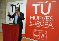 Valeriano G&oacute;mez pide el voto para el PSOE para dar un &ldquo;giro&rdquo; a la pol&iacute;tica econ&oacu