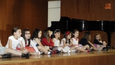 Foto 3 - Concierto didáctico del Coro de la Fundación Caja Duero