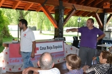 Foto 5 - Cruz Roja reúne a los mayores de la comarca con los que trabaja