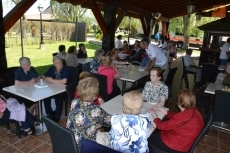 Foto 3 - Cruz Roja reúne a los mayores de la comarca con los que trabaja