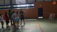 Foto 6 - Alegría, deporte y mucha espuma para despedir el curso en el Colegio Severiano Montero