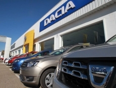 Foto 3 - Dacia celebra el éxito de su marca mostrando su amplia gama en Salamanca