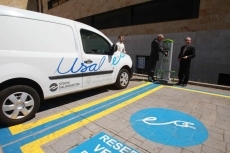 Universidad e Iberdrola inauguran la red de recarga de vehículos eléctricos ‘Red USALe’ 