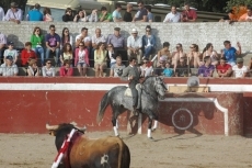 Vistoso festejo mixto en El Cubo de Don Sancho con Roberto Almendáriz y Héctor ‘Moronta’