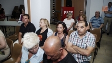 Foto 5 - Los coordinadores locales de las tres candidaturas a la Secretaría General del PSOE buscan apoyos...
