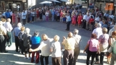 Foto 5 - Cerca de 700 jubilados disfrutan de la III Fiesta Anual de la Unión Comarcal de Mayores Sierra de...