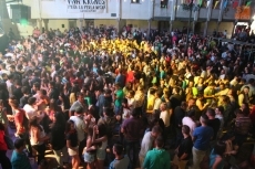 Foto 3 - Cerca de 2.000 personas bailan con Kronos en las fiestas de San Cristóbal