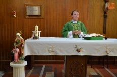 Foto 6 - La Asociación ‘Santa Ana’ estrena en sus fiestas una Eucaristía en honor a su Patrona