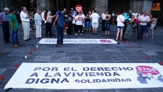 Foto 5 - Stop Desahucios denuncia un "asesinato del sistema bancario español"