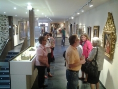 Miembros de la Asociación Cultural Virgen de Sacedón visitan Alba de Tormes