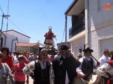 Foto 3 - Los vecinos acompañan en su día grande a San Lorenzo