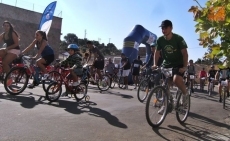 Foto 3 - Éxito de participación a dos ruedas en el V Día de la Bici