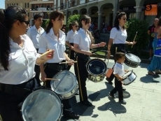 Foto 3 - Carbajosa une tradición y fiesta con el popular desfile dedicado a su patrón