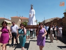Foto 4 - Los actos en honor de la Virgen de la Asunción atraen a vecinos y forasteros