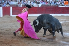 Foto 3 - Pedro Gutiérrez ‘El Capea’ sale a hombros en Vitigudino tras cortar siete orejas en su...