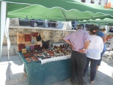 Foto 4 - El Jardín de las Delicias continúa mostrando sus productos artesanales a lo largo de la comarca