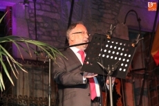 Evocador pregón de Tomás Sánchez tras el acto de presentación de una ilusionada Corte de Honor