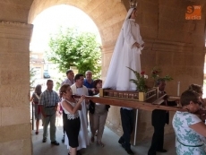 Los actos en honor de la Virgen de la Asunci&oacute;n atraen a vecinos y forasteros
