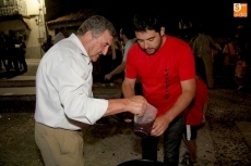 El bullicio de las peñas y un vibrante pregón de Higinio Gorjón dan vida a las Fiestas del Toro