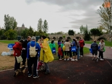 Foto 5 - Cerca de 100 personas respaldan a Accem en su Marcha Solidaria 