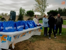 Foto 4 - Cerca de 100 personas respaldan a Accem en su Marcha Solidaria 